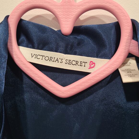 Victoria's Secret Womens Sz XS Navy Blue Vintage Oversized Satin Button Front - Picture 5 of 7